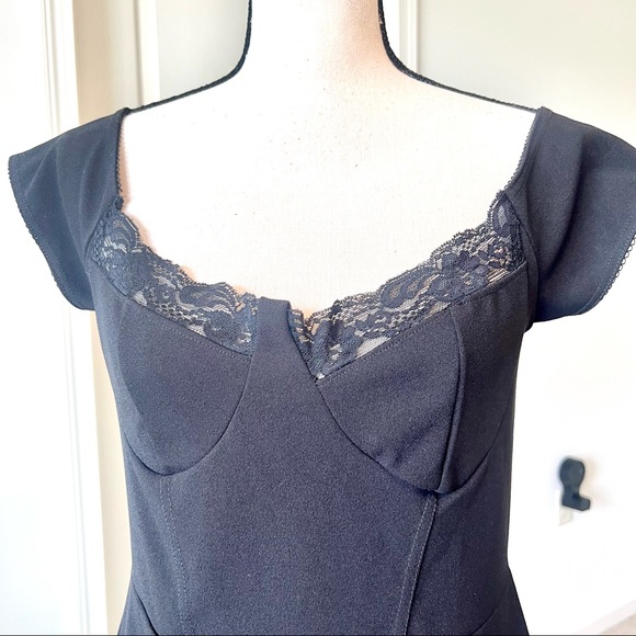 NWT NASTY GAL Black Lace Detail Bodycon Mini Dress—SZ. 10 - Picture 7 of 10